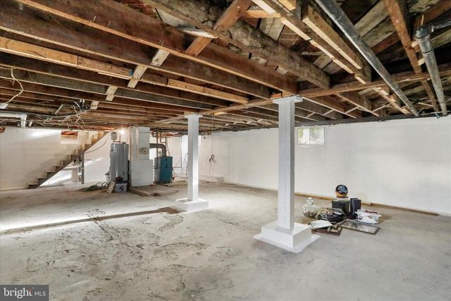 185 E BIRCH LN, Romney, WV 26757