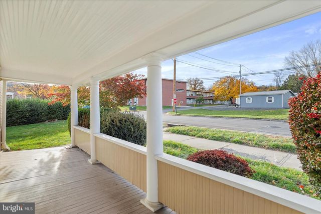 185 E BIRCH LN, Romney, WV 26757