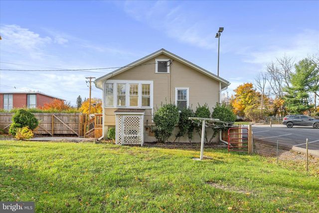 185 E BIRCH LN, Romney, WV 26757