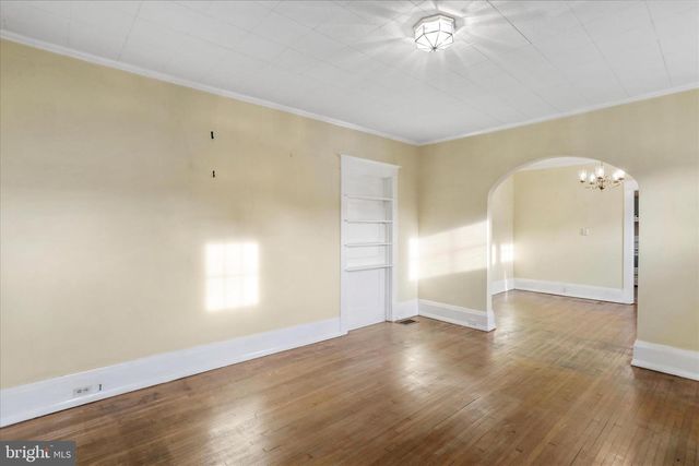 185 E BIRCH LN, Romney, WV 26757