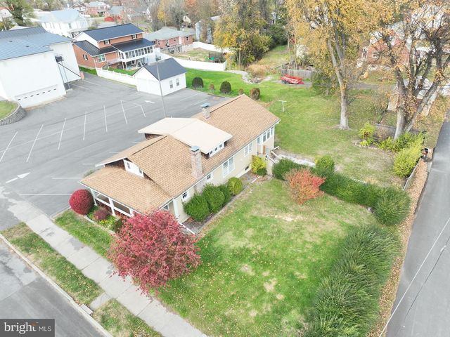 185 E BIRCH LN, Romney, WV 26757