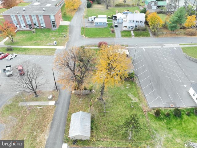 185 E BIRCH LN, Romney, WV 26757