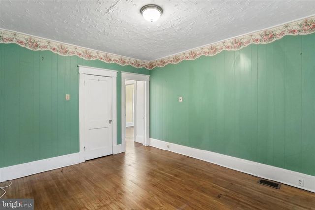 185 E BIRCH LN, Romney, WV 26757