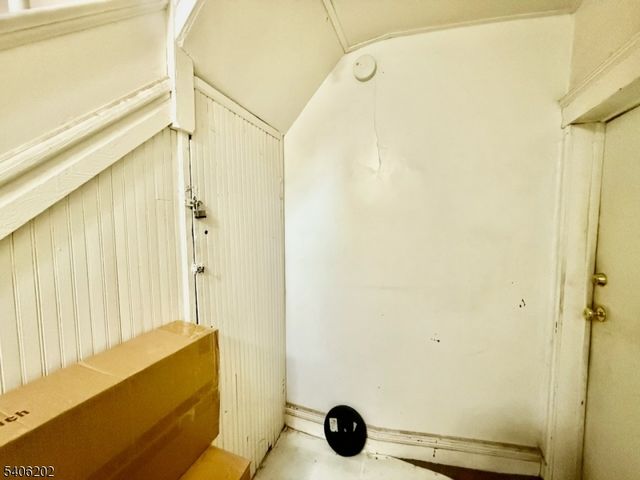 12 Garwood Pl, Irvington Twp., NJ 07111