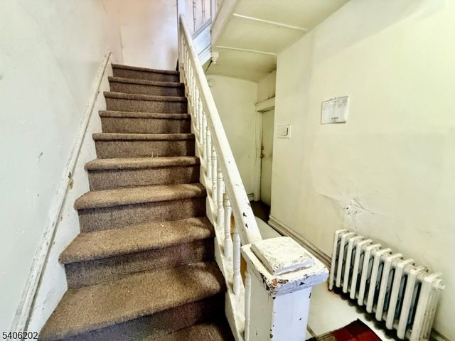 12 Garwood Pl, Irvington Twp., NJ 07111