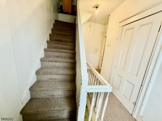 12 Garwood Pl, Irvington Twp., NJ 07111