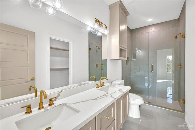 1105 Baker Lane, Edinburg, TX 78541