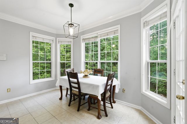 6870 Harbor Town Way, Stone Mountain, GA 30087