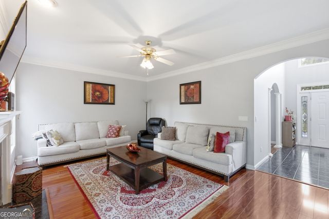 6870 Harbor Town Way, Stone Mountain, GA 30087