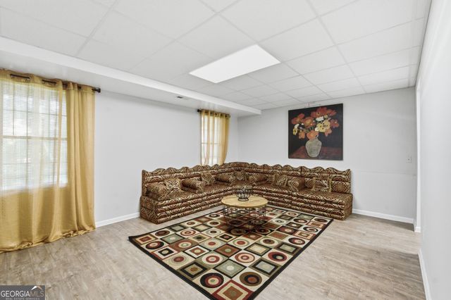 6870 Harbor Town Way, Stone Mountain, GA 30087