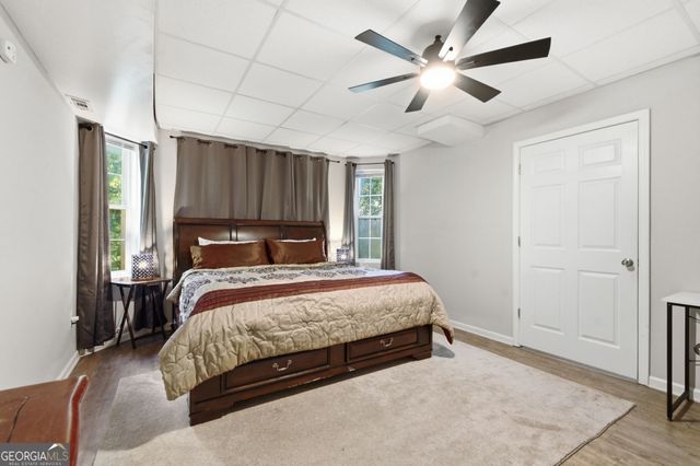 6870 Harbor Town Way, Stone Mountain, GA 30087