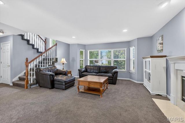 4013 Riverdell Drive, Wentzville, MO 63385