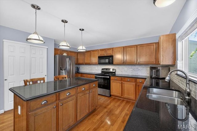 4013 Riverdell Drive, Wentzville, MO 63385