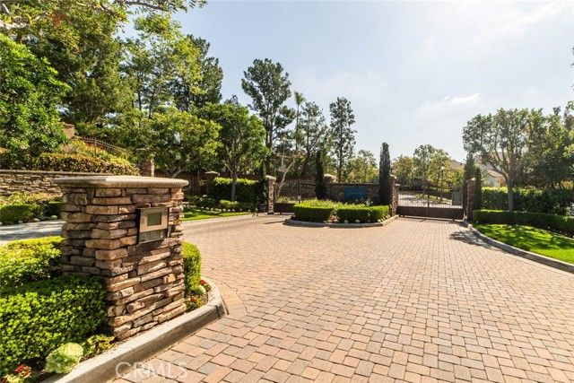 6 Roseleaf, Irvine, CA 92620