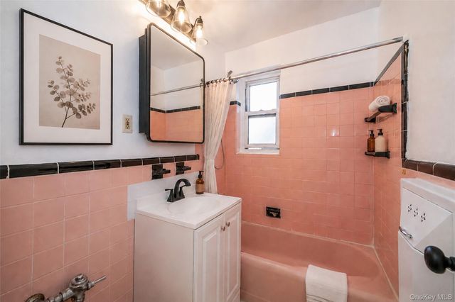 70 Locust B405, New Rochelle, NY 10801
