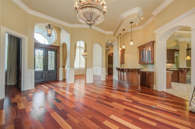 101 Rosewood Street, Lake Jackson, TX 77566