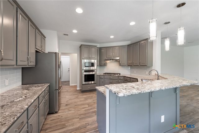 2405 Narrow Valley Drive, Cedar Park, TX 78613