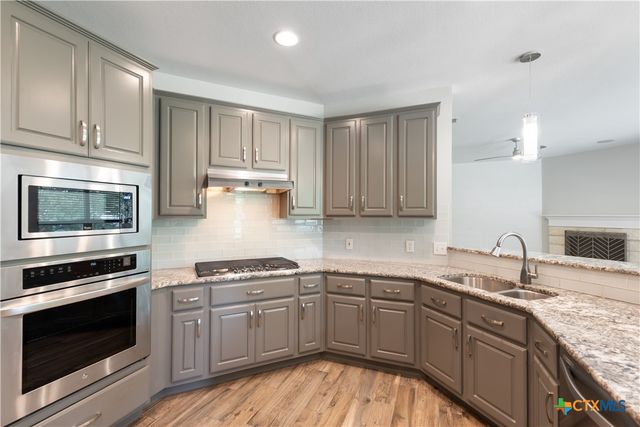 2405 Narrow Valley Drive, Cedar Park, TX 78613