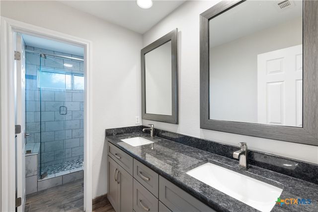2405 Narrow Valley Drive, Cedar Park, TX 78613