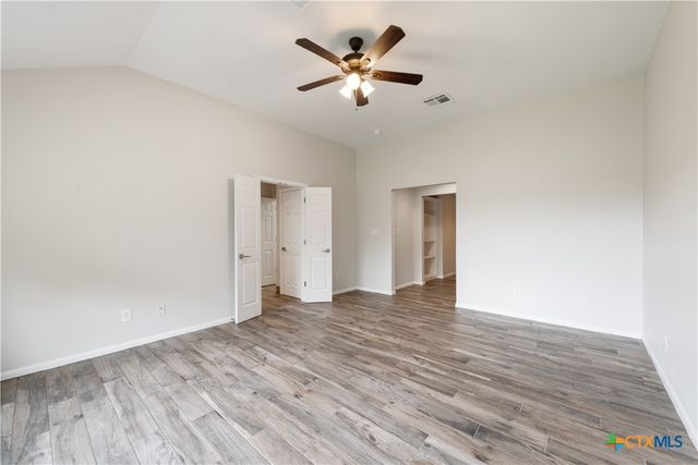 2405 Narrow Valley Drive, Cedar Park, TX 78613