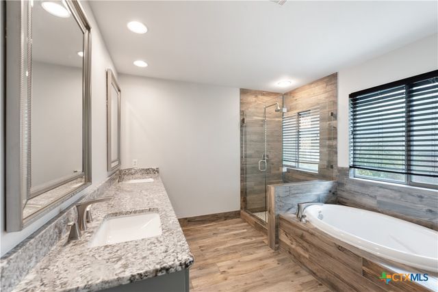 2405 Narrow Valley Drive, Cedar Park, TX 78613