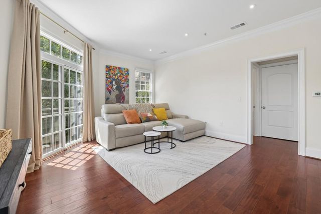 1055 Piedmont Avenue NE 318, Atlanta, GA 30309