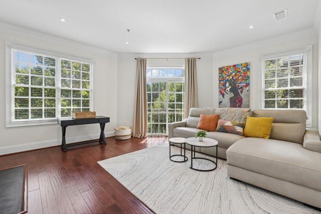 1055 Piedmont Avenue NE 318, Atlanta, GA 30309