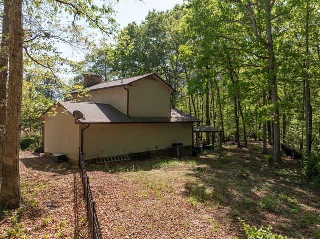 105 Spoon Court, Westminster, SC 29693