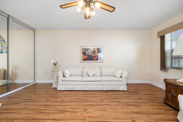 97 Flanders C, Delray Beach, FL 33484