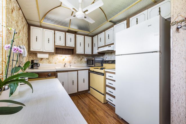 97 Flanders C, Delray Beach, FL 33484