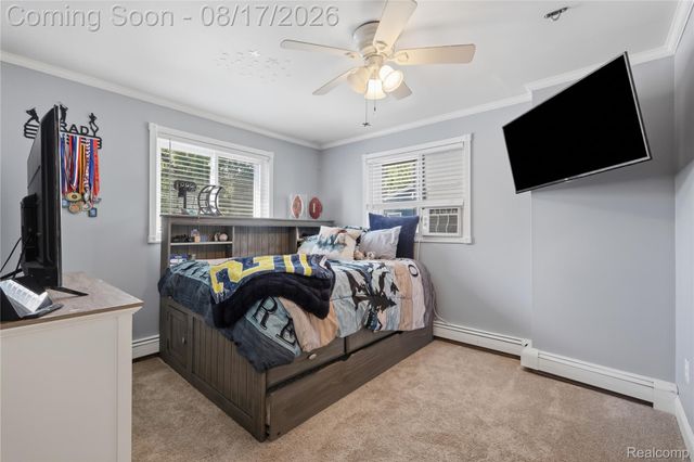 572 Atwater Street, Lake Orion Village, MI 48362