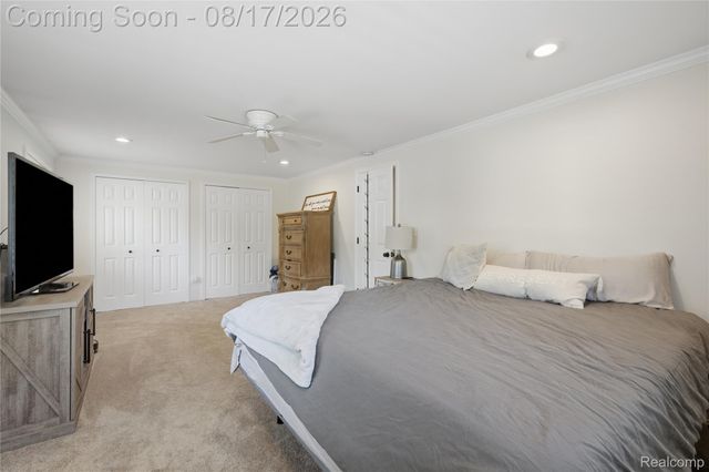 572 Atwater Street, Lake Orion Village, MI 48362