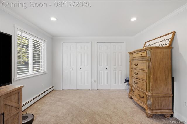 572 Atwater Street, Lake Orion Village, MI 48362