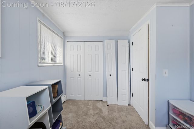 572 Atwater Street, Lake Orion Village, MI 48362