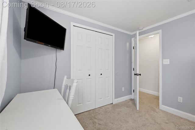 572 Atwater Street, Lake Orion Village, MI 48362