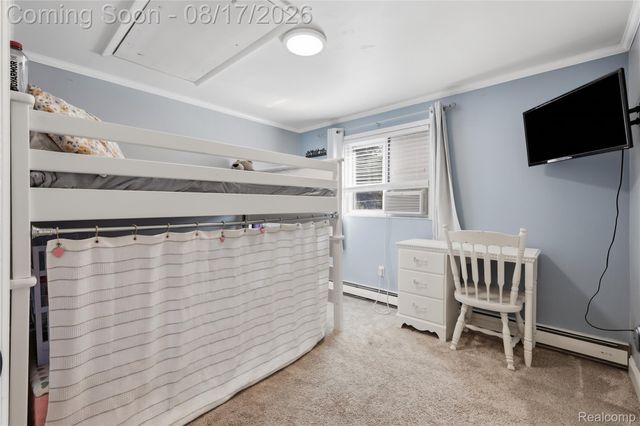 572 Atwater Street, Lake Orion Village, MI 48362
