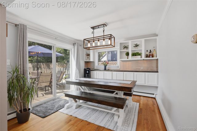 572 Atwater Street, Lake Orion Village, MI 48362