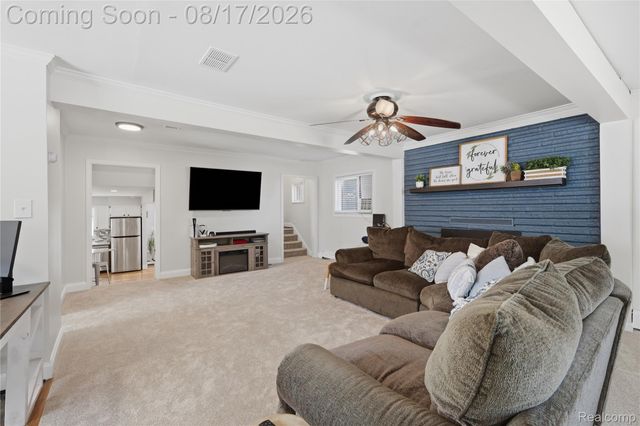572 Atwater Street, Lake Orion Village, MI 48362