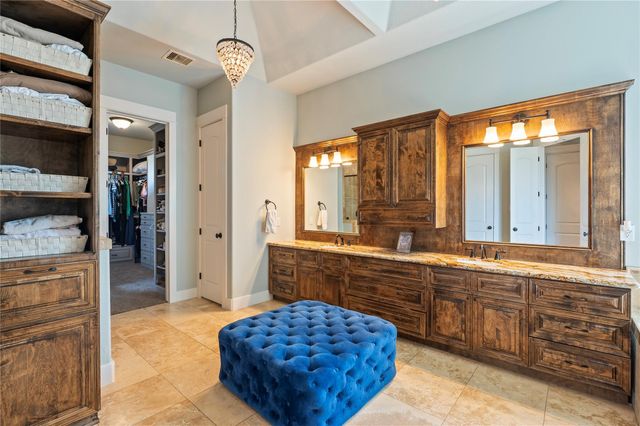 904 Mossy Oak Court, Friendswood, TX 77546