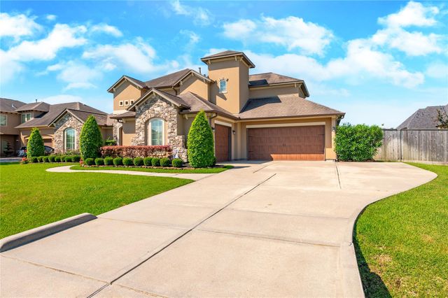904 Mossy Oak Court, Friendswood, TX 77546