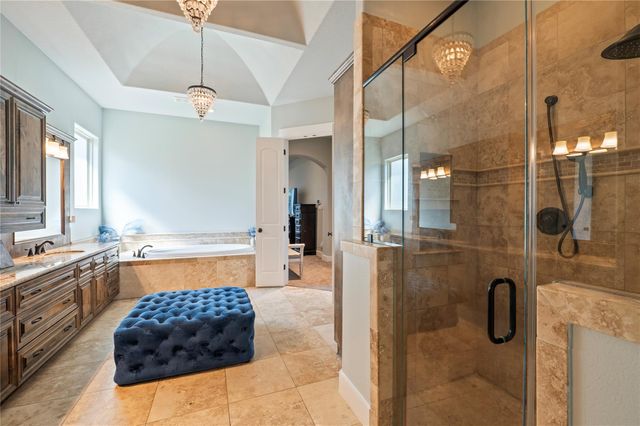 904 Mossy Oak Court, Friendswood, TX 77546