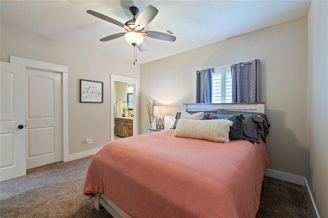 904 Mossy Oak Court, Friendswood, TX 77546