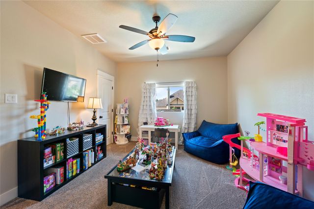 904 Mossy Oak Court, Friendswood, TX 77546