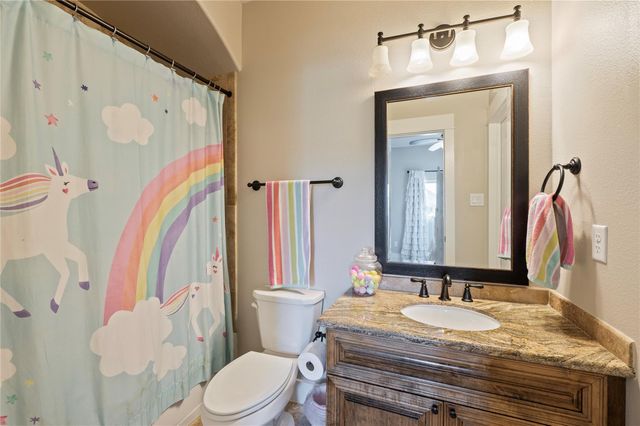 904 Mossy Oak Court, Friendswood, TX 77546