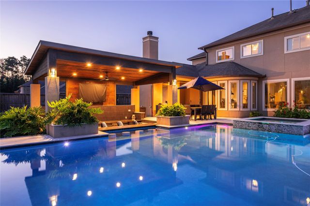 904 Mossy Oak Court, Friendswood, TX 77546