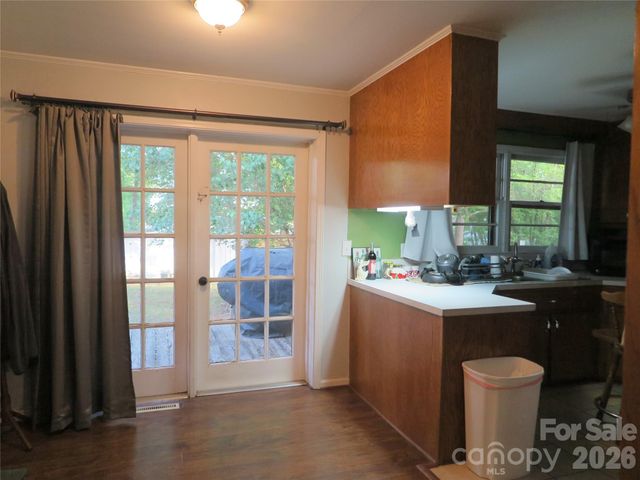 419 S Church Street, Lowell, NC 28098