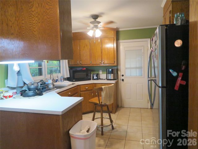 419 S Church Street, Lowell, NC 28098