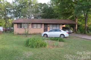 419 S Church Street, Lowell, NC 28098