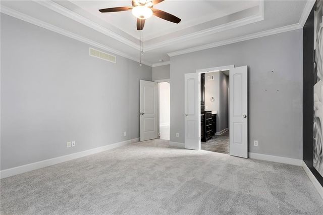 3928 NE INDEPENDENCE Avenue, Lee's Summit, MO 64064