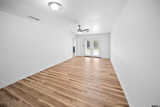 907 Henderson St., Jacksonville, TX 75766